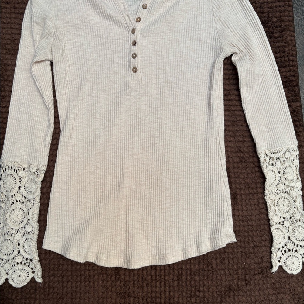 Cream Buttoned Polo Collar Blouse